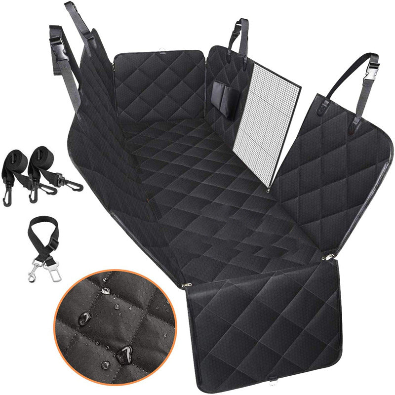 Pet car seat pad is waterproof and dirt-resistant.