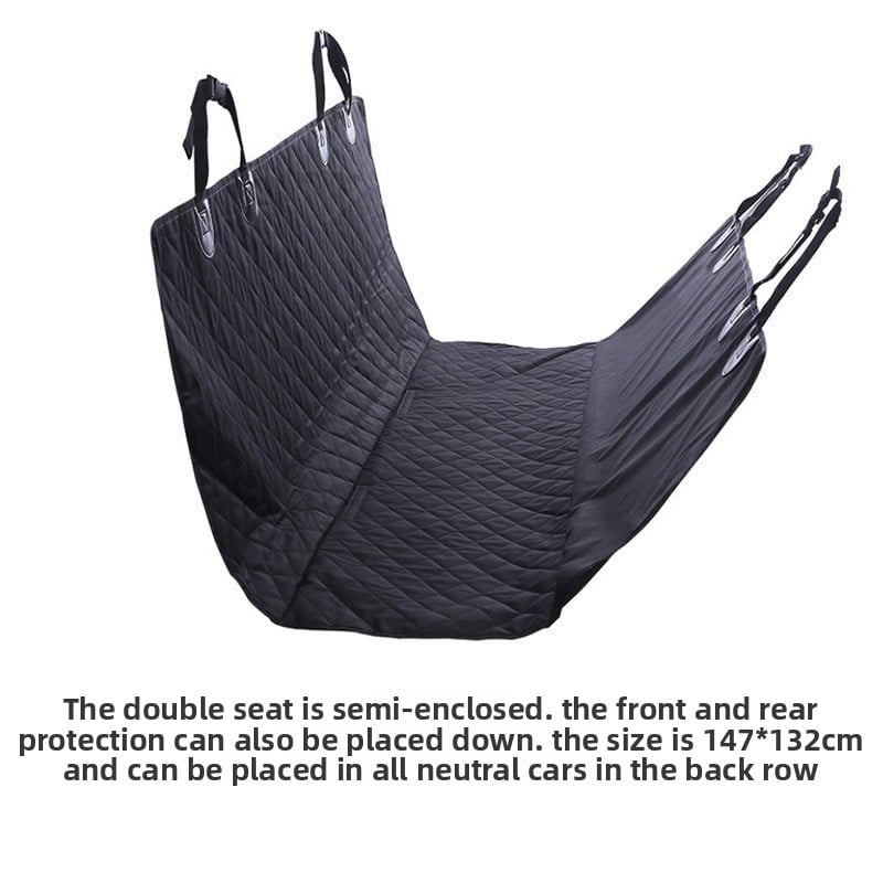 Pet car seat pad is waterproof and dirt-resistant.